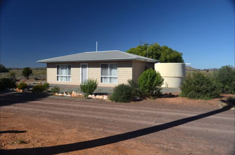 Hillview - Accommodation Gladstone 0