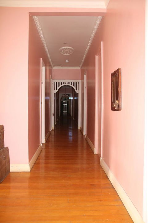 Hotel Corones Charleville - Accommodation Gladstone 6