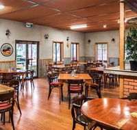 Hungry Horse Hotel Molesworth - Accommodation Gladstone