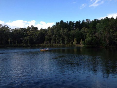 Lakeside Country Resort - Accommodation Gladstone 0