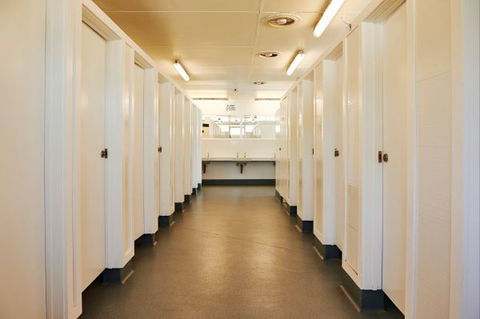 Midland Tourist Park - Accommodation Gladstone 2