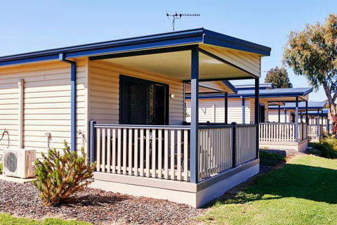 Midland Tourist Park - Accommodation Gladstone 4