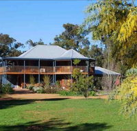 Riverwood Retreat - Accommodation Gladstone