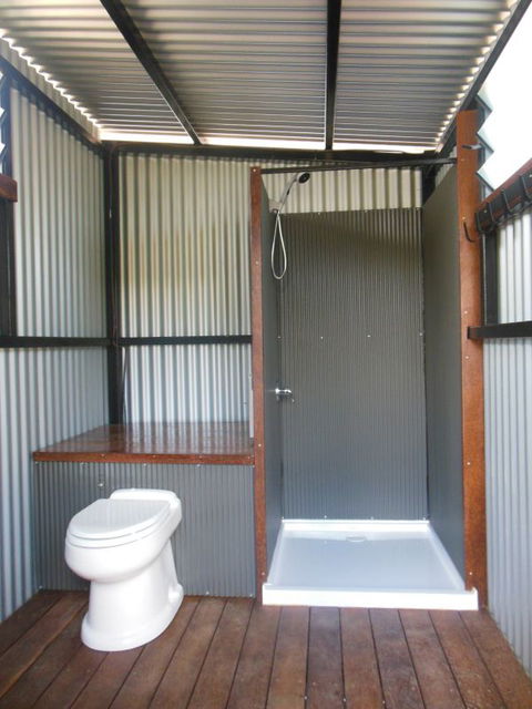 Rocky Point Retreat - Accommodation Gladstone 5