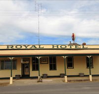 Royal Hotel Snake Valley - Accommodation Gladstone