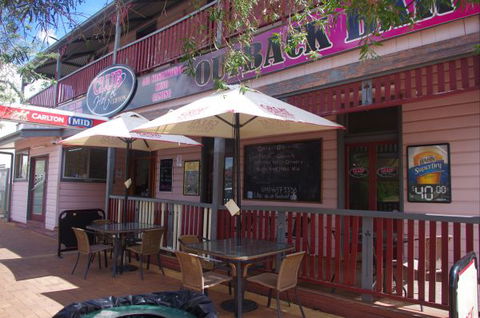 The Club Clifton - Accommodation Gladstone 0