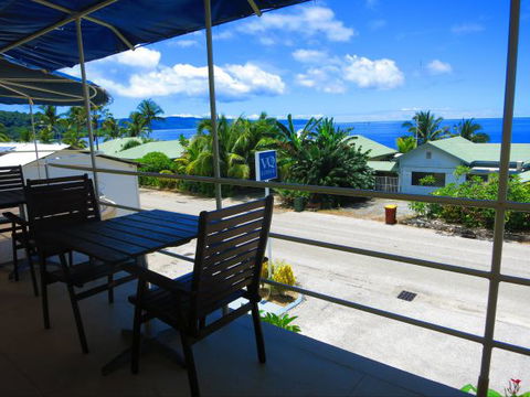 VQ3 Lodge - Accommodation Gladstone 1