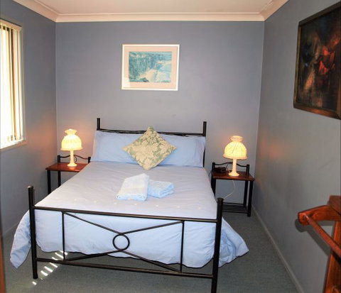 Waratah Cottage - Accommodation Gladstone 3