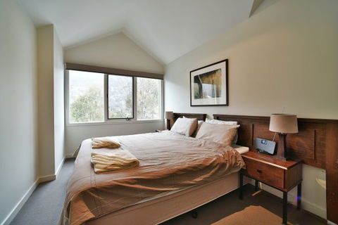 Wintergreen 5 - Accommodation Gladstone 4