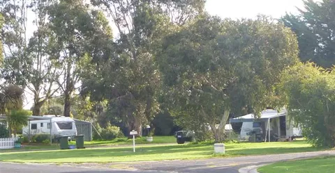 Millicent Lakeside Caravan Park - Accommodation Gladstone 4