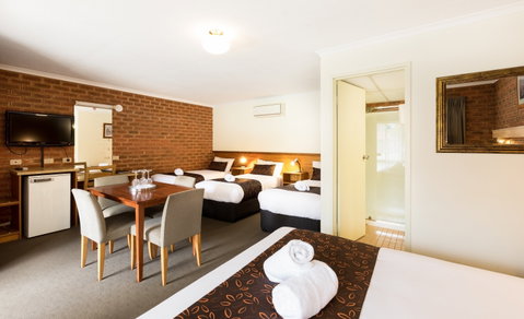 Advance Motel - Accommodation Gladstone 2