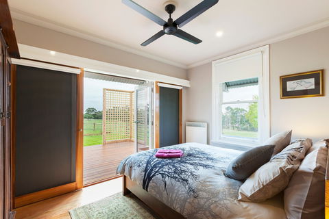 Amaroo Farm - Accommodation Gladstone 2