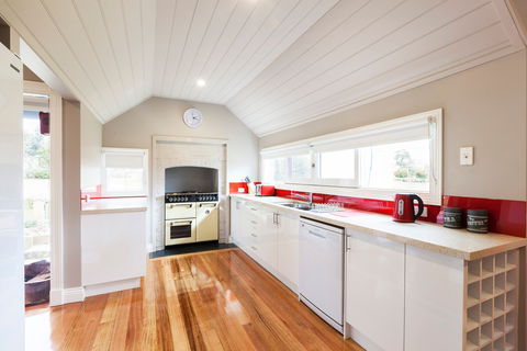 Amaroo Farm - Accommodation Gladstone 6