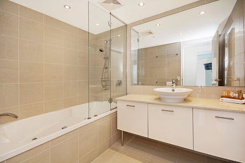 Aqua Vista Luxury Resort - Accommodation Gladstone 6