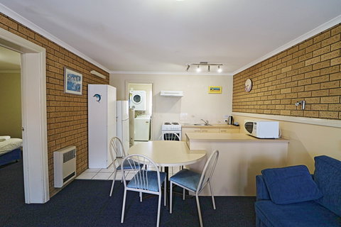 Aquarius Merimbula - Accommodation Gladstone 8