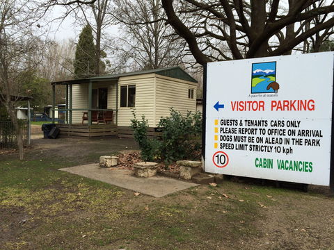 Ardern's Caravan Park Myrtleford - Accommodation Gladstone 3
