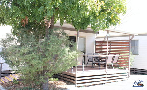 Austin Tourist Park - Accommodation Gladstone 1