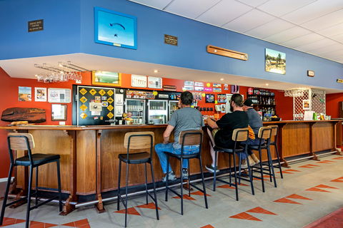 Border Village Roadhouse - Accommodation Gladstone 2