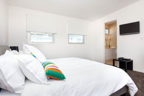 Clique Two - Accommodation Gladstone 3