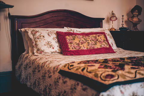 Hamilton House Bed And Breakfast - Accommodation Gladstone 1