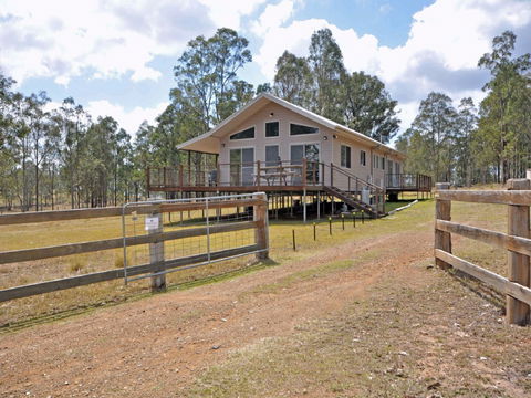 Loxley Cottage - Accommodation Gladstone 1