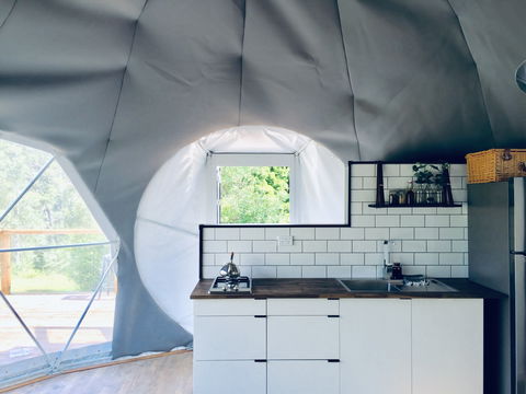 Nature Domes - Accommodation Gladstone 2