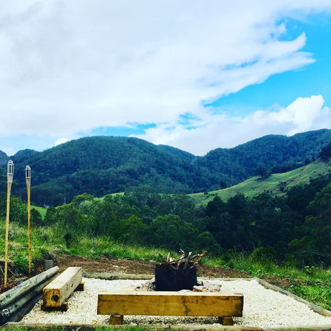 Nature Domes - Accommodation Gladstone 3