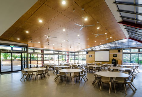 Point Wolstoncroft Sport And Recreation Centre - Accommodation Gladstone 6