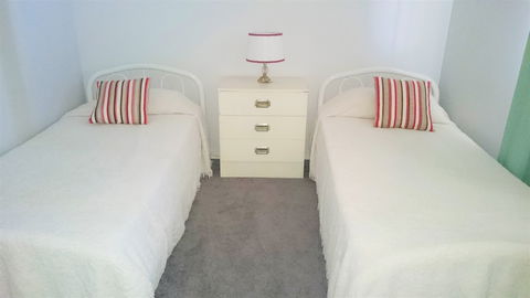 Sea Story - Accommodation Gladstone 4