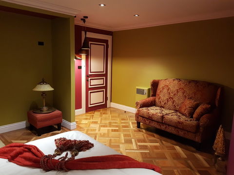 The Amazing Grace Retreat - Accommodation Gladstone 1