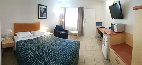 Tropic Coast Motel - Accommodation Gladstone 5