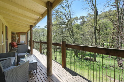 Until - Accommodation Gladstone 0