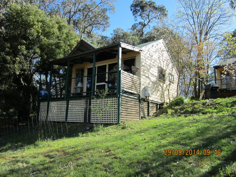 Willowlake Cottages - Accommodation Gladstone 1