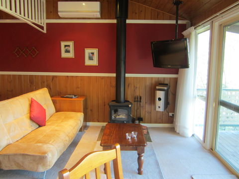 Willowlake Cottages - Accommodation Gladstone 2