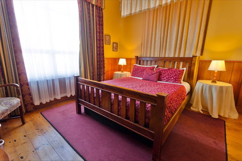 Abbey's Spa Cottage - Accommodation Gladstone 1