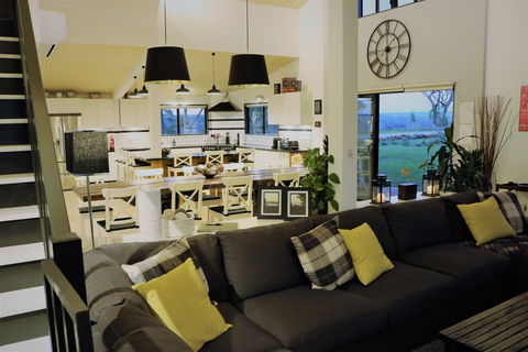 Abercrombie Ridge - Accommodation Gladstone 4