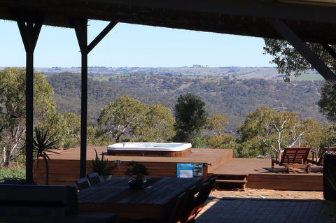 Abercrombie Ridge - Accommodation Gladstone 6