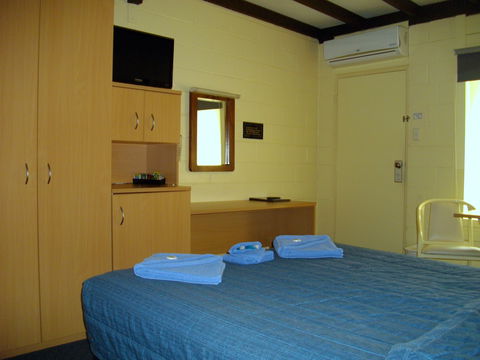 Benjamin Singleton Motel - Accommodation Gladstone 1