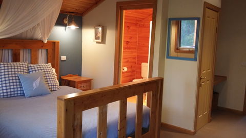 Blossoms Bed And Breakfast - Accommodation Gladstone 2