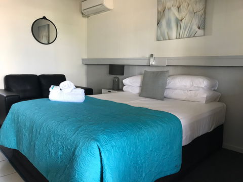 Charm City Motel - Accommodation Gladstone 4