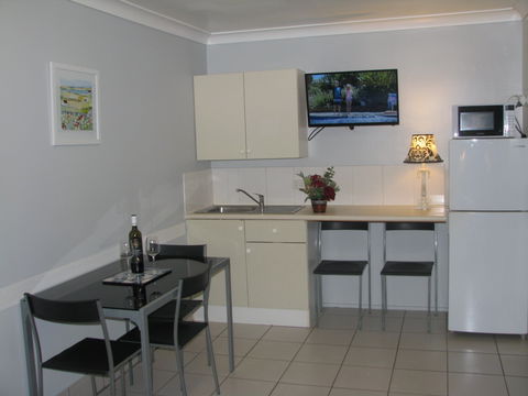 Charm City Motel - Accommodation Gladstone 6