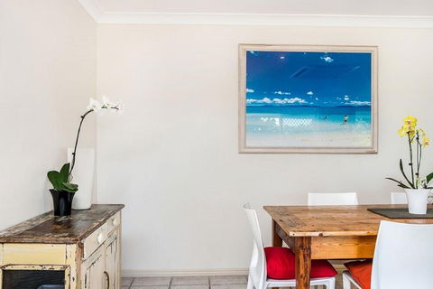 Heather's Hideaway - Accommodation Gladstone 4