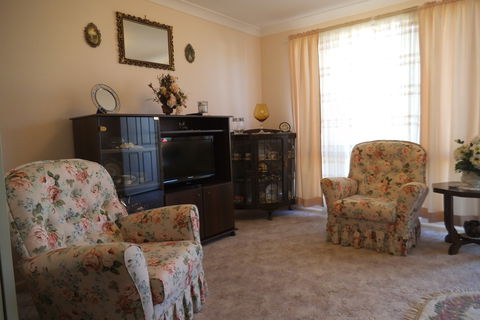 Hillview Bed And Breakfast - Accommodation Gladstone 6
