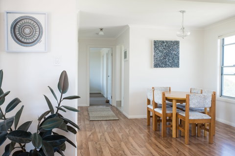 Magic Beach - Accommodation Gladstone 1