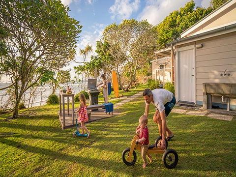 Partridge Cottage And Geoffs Shed - Accommodation Gladstone 2