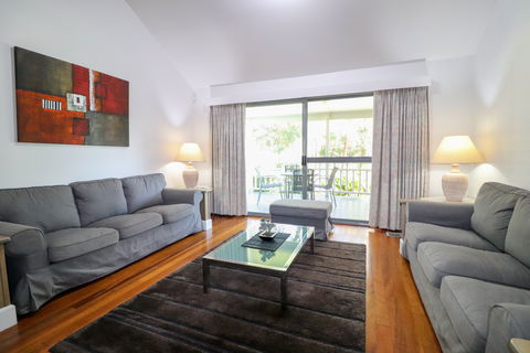 Plover Deluxe Villa 25 - Accommodation Gladstone 6