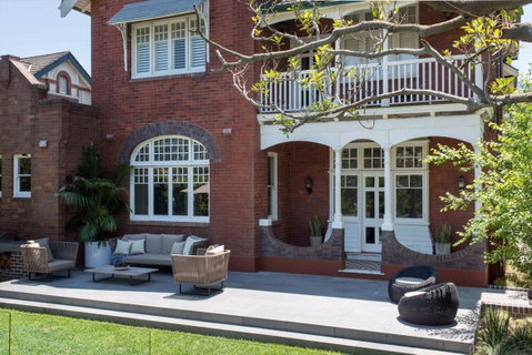 Randwick Manor - Accommodation Gladstone 1