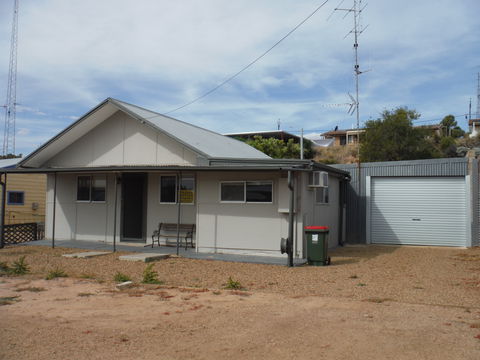 Restashore - Accommodation Gladstone 0
