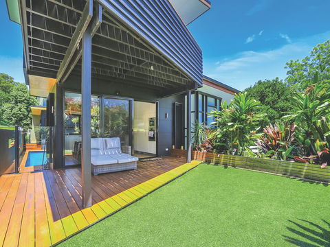 Seaview Sanctuary - Accommodation Gladstone 7