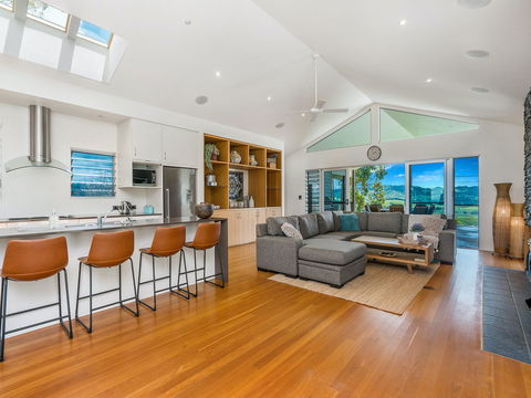 Serene - Accommodation Gladstone 4